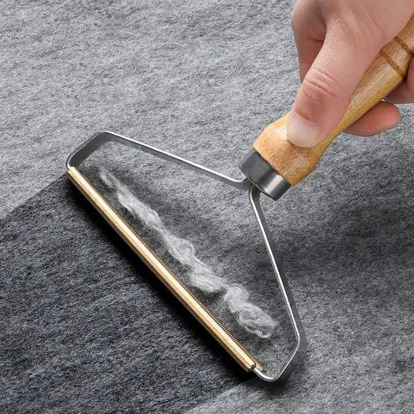 QuickLint Grooming Brush